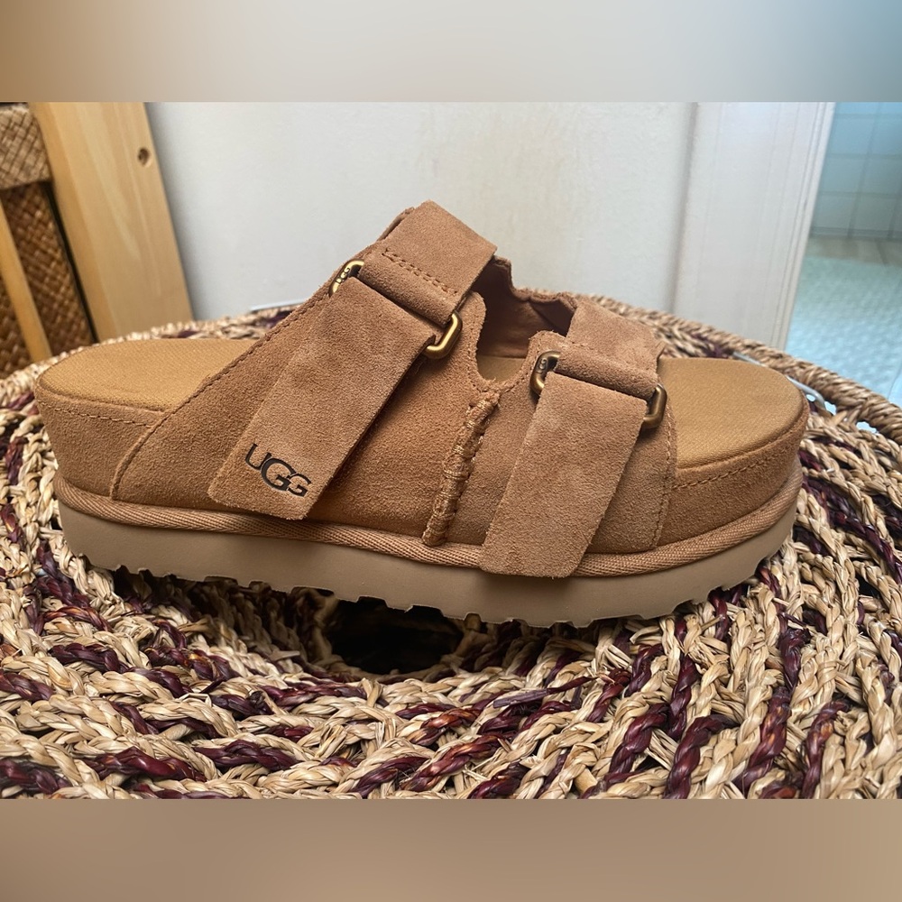 Ugg Goldenstar Hi Slide 7.5